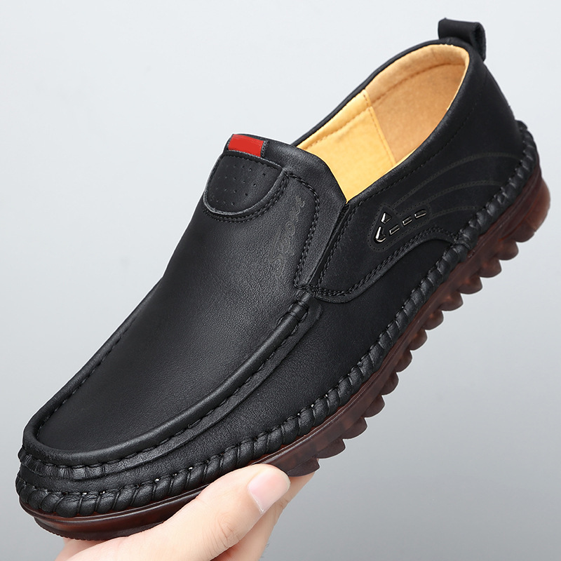 Herren-Slip-on-Loafer in eleganter Form, Vorderansicht