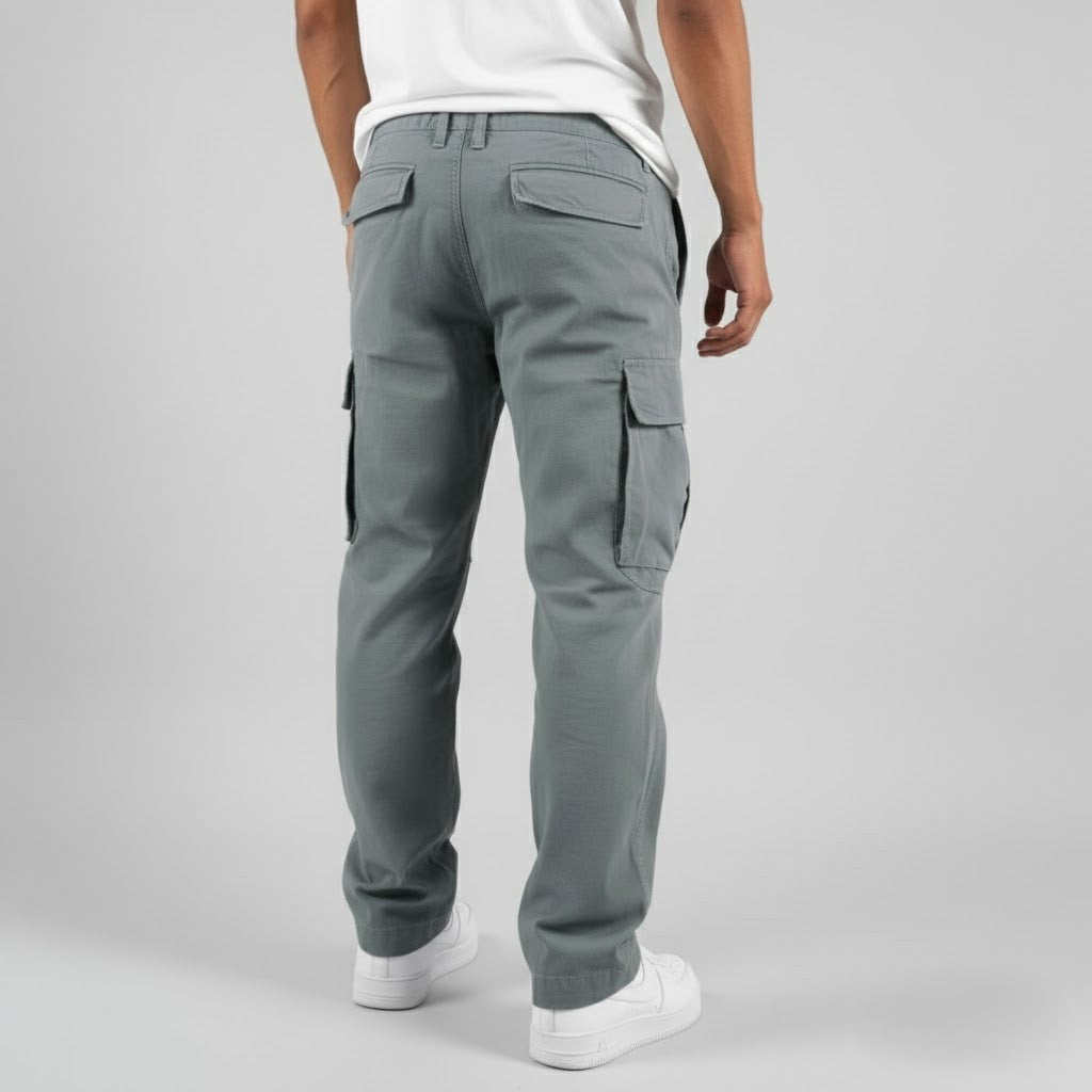 Detailansicht des Beinabschlusses der Herren Cargo-Hose