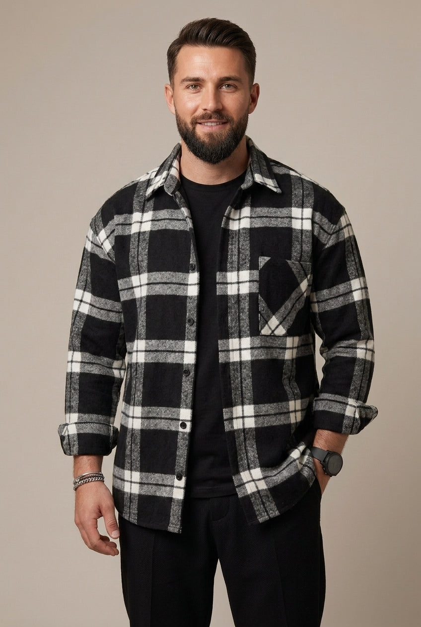 Herren-Overshirt mit langen Ärmeln und aufgesetzter Brusttasche