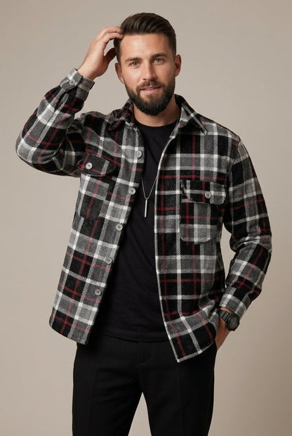 Rückansicht des lässig geschnittenen Herren-Overshirts