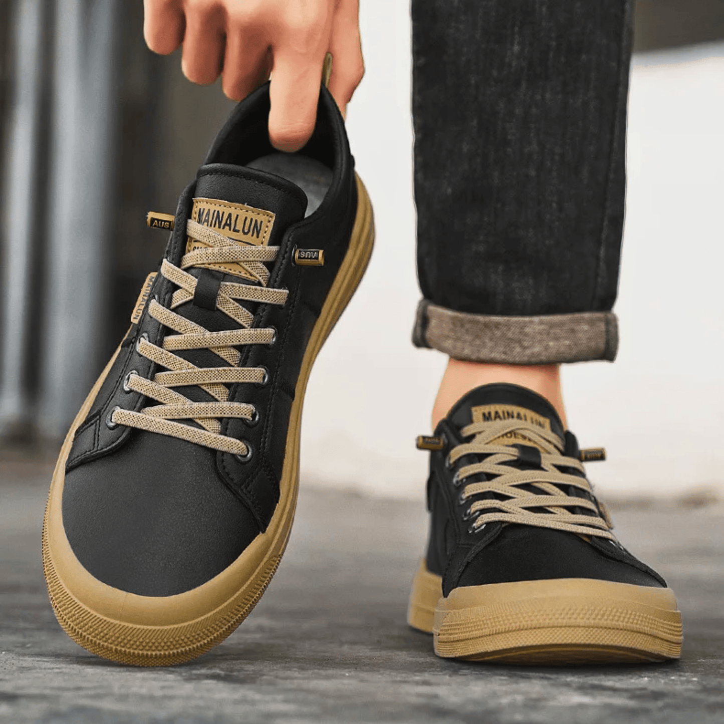 Profilansicht des niedrigen Ledersneakers