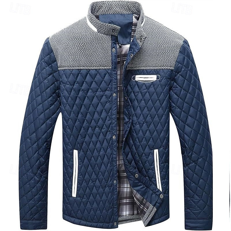 Steppjacke mit sichtbarer Steppung und praktischem Design